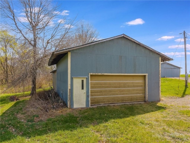 20 SE E Hwy, Trenton, MO 64683 - view of detached garage