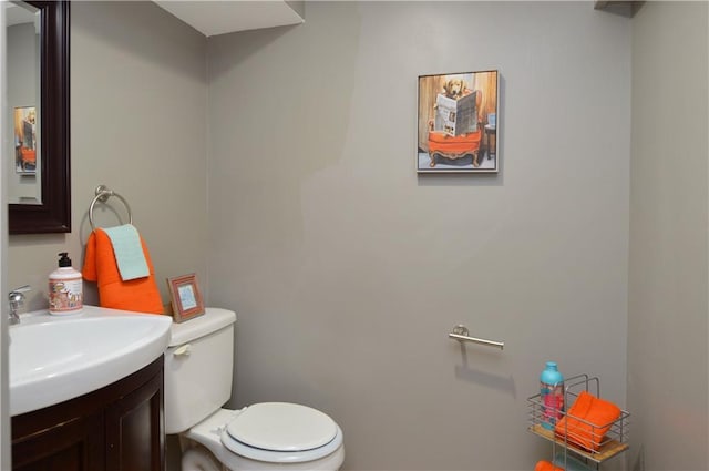 464 W 104th St Unit A, Kansas City, MO 64114 - half bathroom with toilet and vanity