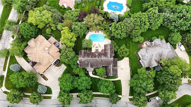 11405 Manor St, Leawood, KS 66211 - drone / aerial view of a pool
