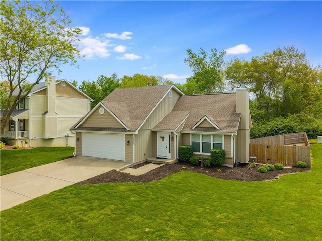 view of front of property featuring roof with shingles, a front yard, a garage, fence, and concrete driveway