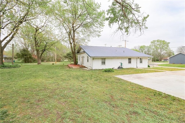 610 S Vine St, Holden, MO 64040 - photo 20