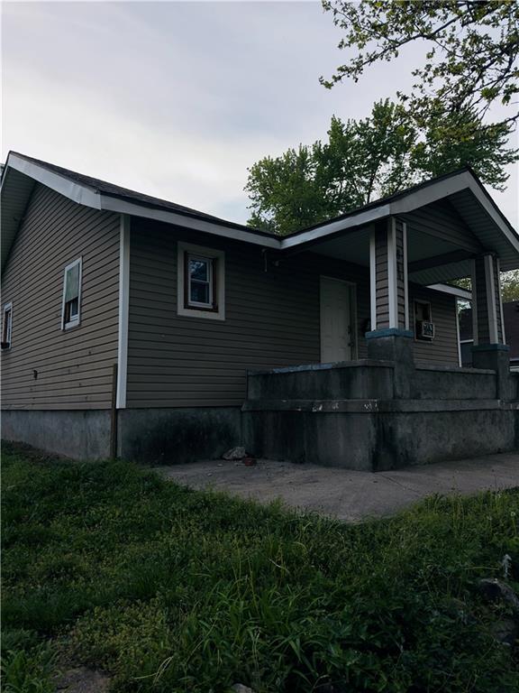 800 Van Brunt Blvd, Kansas City, MO 64124 - photo 1