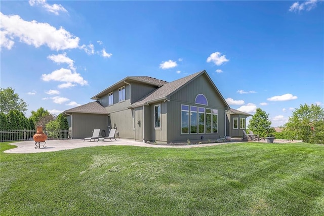 18670 W 248th St, Paola, KS 66071 - rear view of property with a patio area