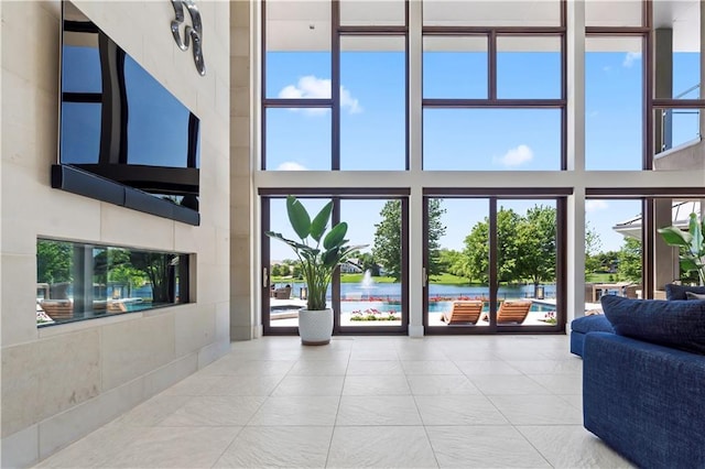 10712 W 165th St, Overland Park, KS 66221 - common area featuring a water view and a towering ceiling