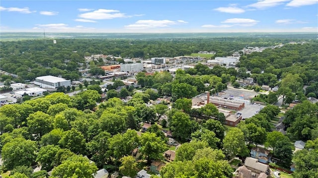 7227 Jefferson St, Kansas City, MO 64114 - bird's eye view of a heavily wooded area