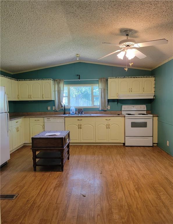 205 Cedar St, Liberty, KS 67351 - photo 7
