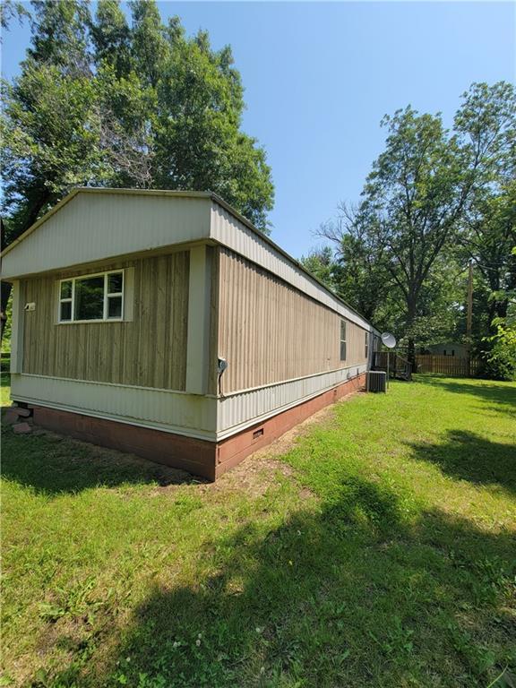 205 Cedar St, Liberty, KS 67351 - photo 26
