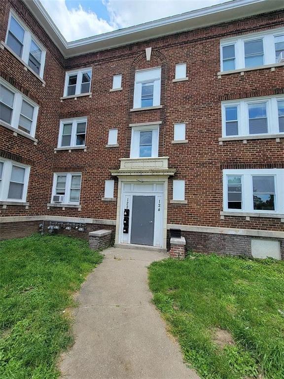 118-148 N Lawn Ave, Kansas City, MO 64123 - multi unit property with brick siding