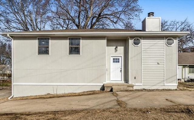 5836 Blue Ridge Blvd, Raytown, MO 64133 - view of front of property featuring a chimney