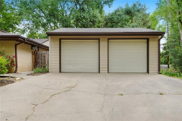 1804 Kenmar Dr, Manhattan, KS 66502 - view of detached garage