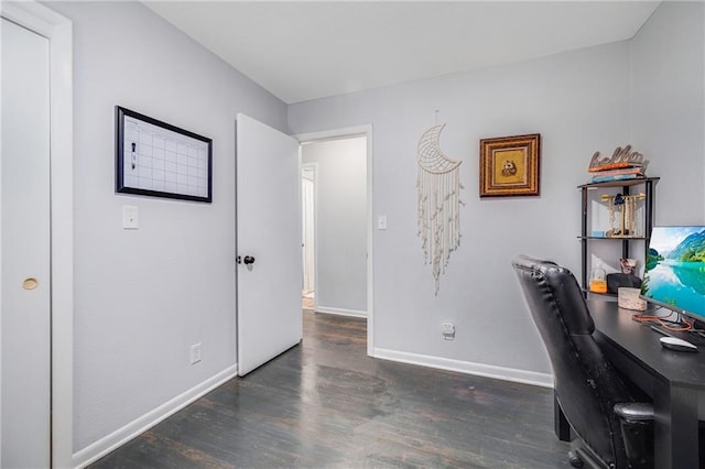 312 W Pine St, Butler, MO 64730 - office area with wood finished floors and baseboards