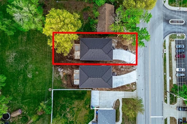 aerial view of property's location with property parcel outlined