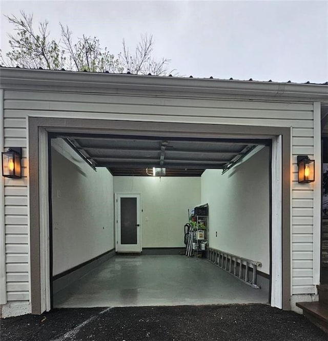 11115 E 35th Ter S, Independence, MO 64052 - view of garage