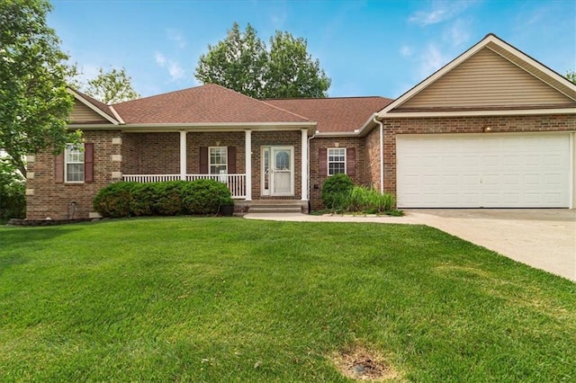 3260 Cunningham Dr, Sedalia, MO 65301 - photo 1