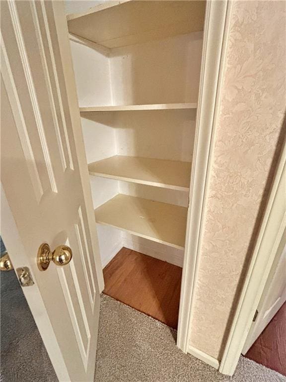 610 S Woodland St, Pittsburg, KS 66762 - view of closet