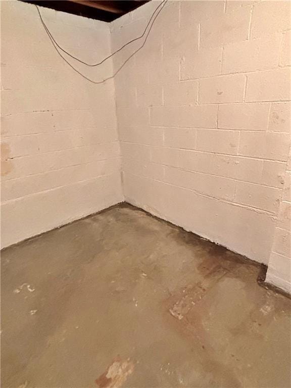610 S Woodland St, Pittsburg, KS 66762 - view of unfinished below grade area