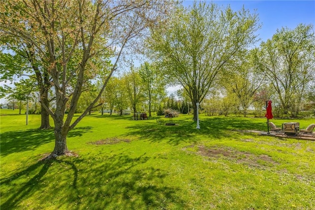 2931 N Washington St, Chillicothe, MO 64601 - view of yard