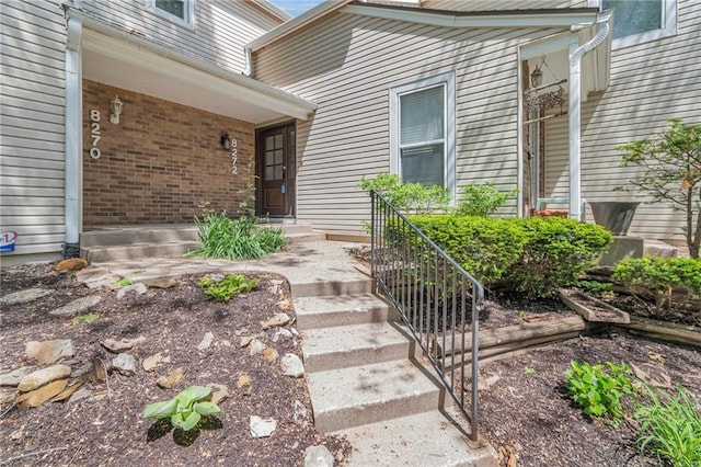 8272 NW Barrybrooke Dr, Kansas City, MO 64151 - photo 1