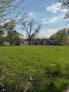 815 Shawnee St, Hiawatha, KS 66434