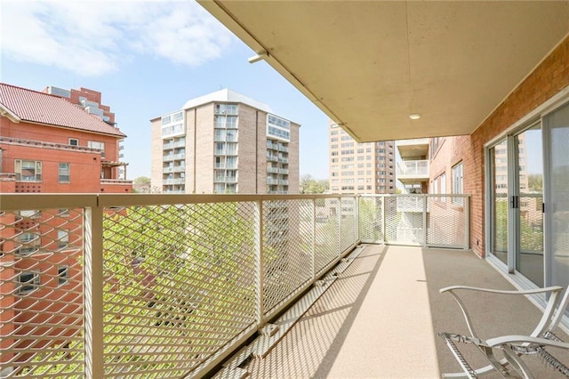 310 W 49th St Unit 705, Kansas City, MO 64112 - view of balcony