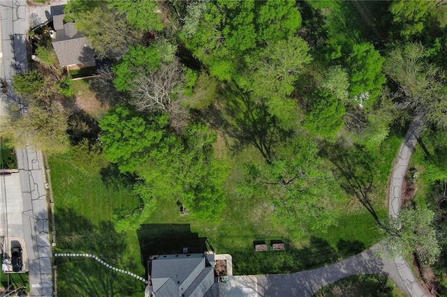 148 Beach Dr, Lake Tapawingo, MO 64015