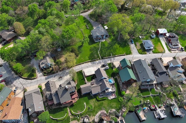 148 Beach Dr, Lake Tapawingo, MO 64015