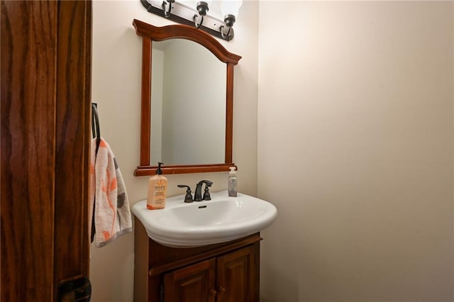 4353 NW State Route Ff, Adrian, MO 64720 - bathroom featuring vanity