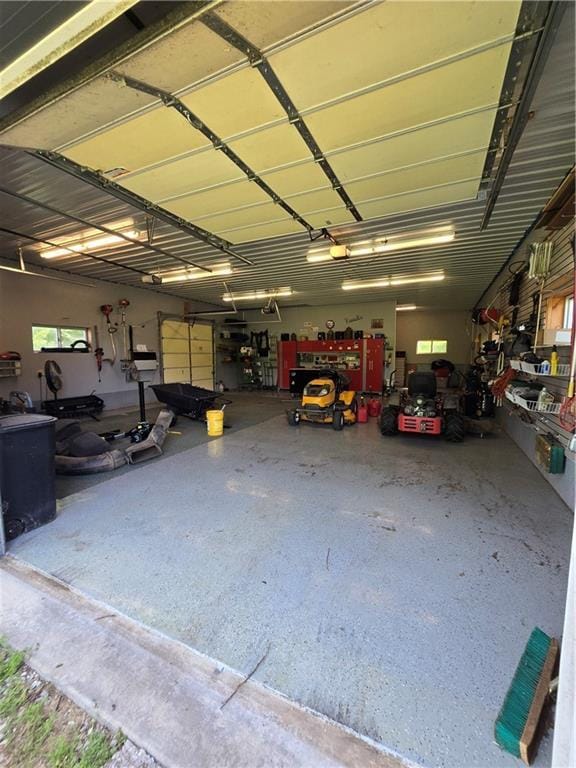 1502 Hillcrest Ct, Atchison, KS 66002 - garage with a garage door opener