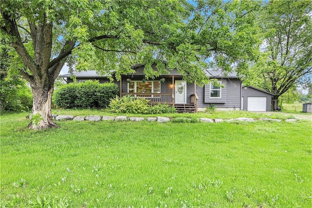 205 E 7th St, Pomona, KS 66076 - photo 1