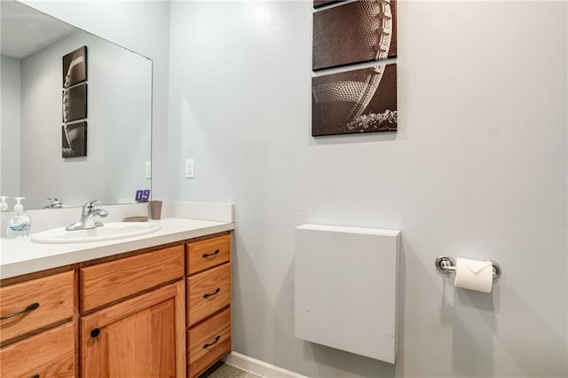 516 Parker St, Osawatomie, KS 66064 - half bath featuring vanity