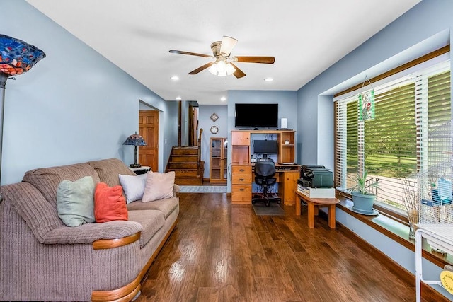 living area with dark wood-type flooring, ceiling fan, a desk, baseboards, and recessed lighting