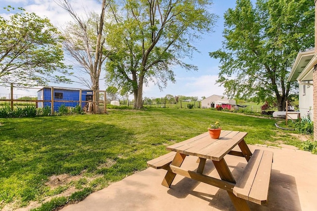 18171 198th St, Tonganoxie, KS 66086 - view of yard featuring a patio