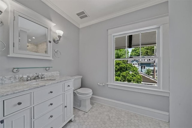 12 E 57th St, Kansas City, MO 64113 - full bathroom featuring crown molding, vanity, baseboards, and toilet