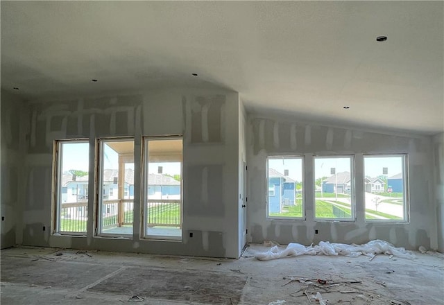 1226 NE 122nd St, Kansas City, MO 64165 - view of empty room