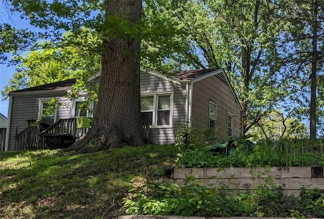 1114 Dakota St, Leavenworth, KS 66048 - view of side of home