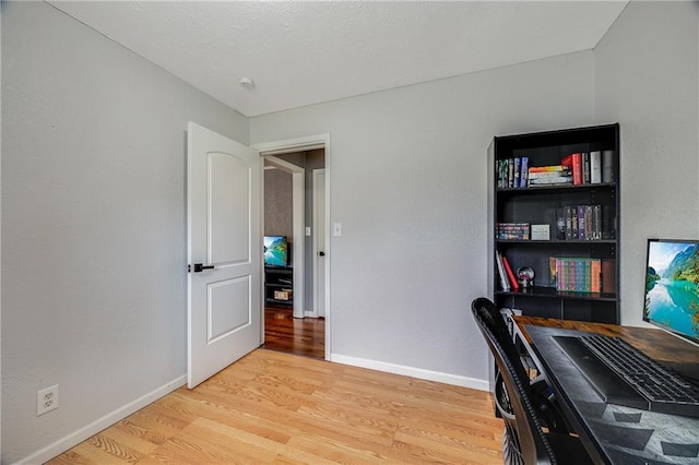 501 N Westwood Dr, Independence, MO 64050 - office with baseboards and light wood-style floors