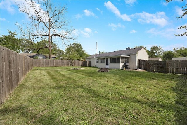 501 N Westwood Dr, Independence, MO 64050 - view of yard with a fenced backyard
