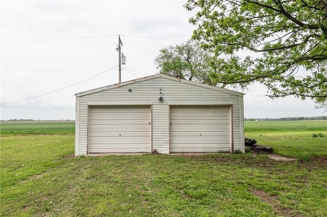 view of detached garage