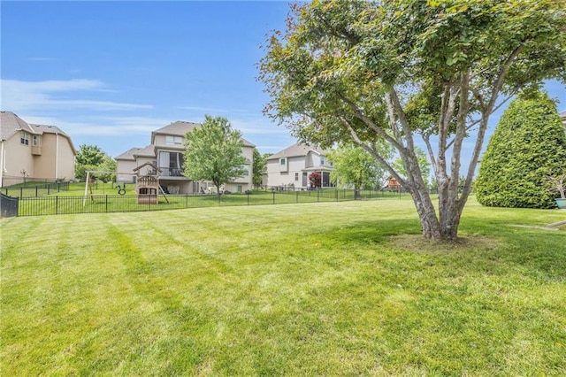 25203 W 97th Ter, Lenexa, KS 66227 - view of yard featuring a residential view
