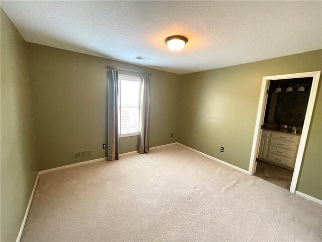 5819 N Liberty Ave, Kansas City, MO 64118 - photo 22