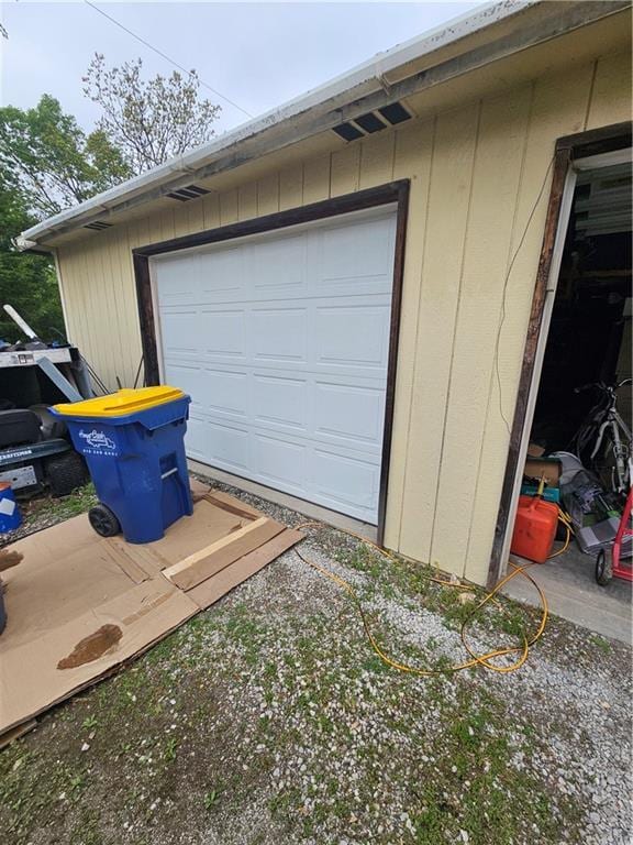 30740 W 83rd St, De Soto, KS 66018 - view of garage