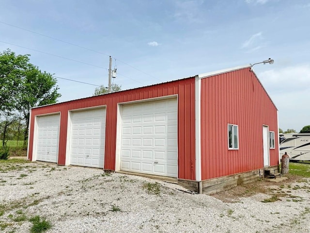 view of detached garage
