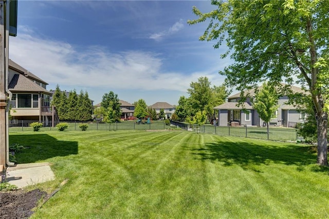 view of yard with a residential view