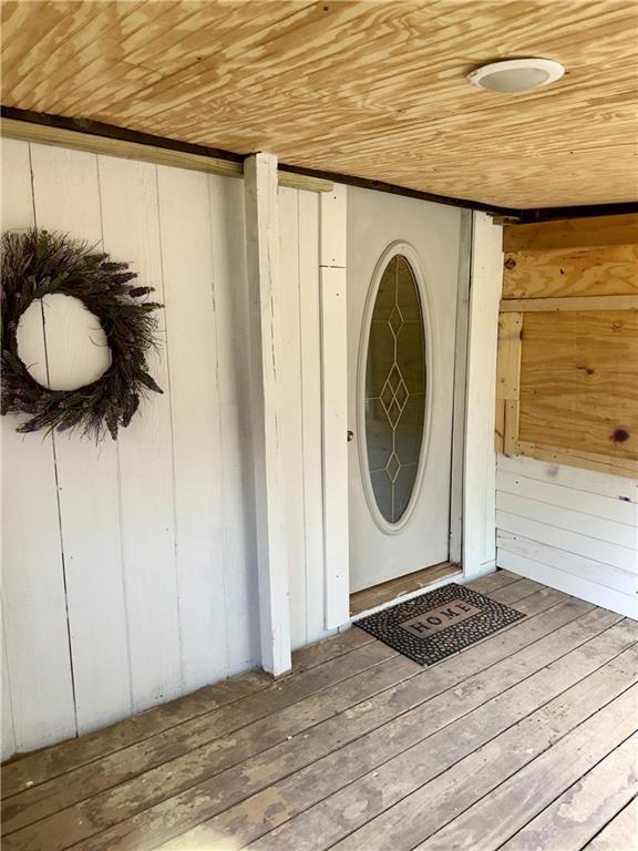 300 W Sea Ave, Independence, MO 64050 - view of doorway to property