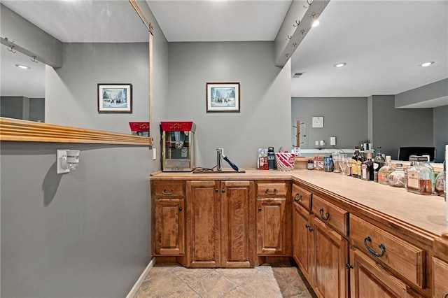 6715 NW 102nd Ter, Kansas City, MO 64154 - bar area featuring a sink and recessed lighting