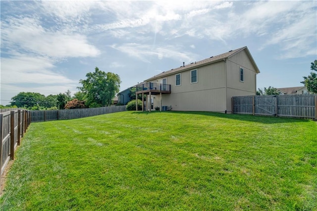 20534 W 199th Ter, Spring Hill, KS 66083 - fenced backyard featuring a deck
