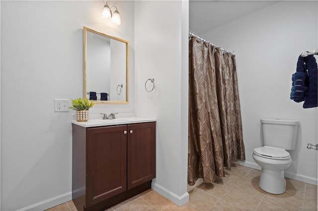 full bathroom featuring a shower with curtain, baseboards, toilet, tile patterned floors, and vanity
