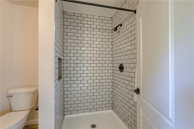 812 S Saville St, Independence, MO 64050 - bathroom with a stall shower and toilet