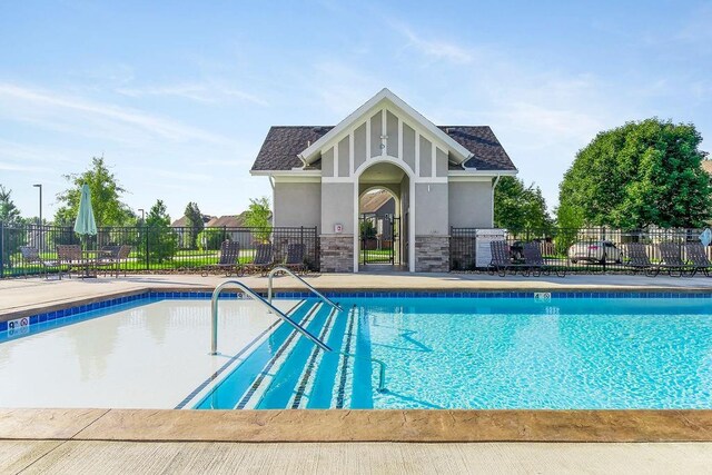 12541 S Hedge Ct, Olathe, KS 66061 - photo 44