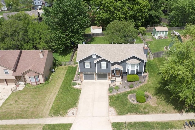 aerial view of property and surrounding area